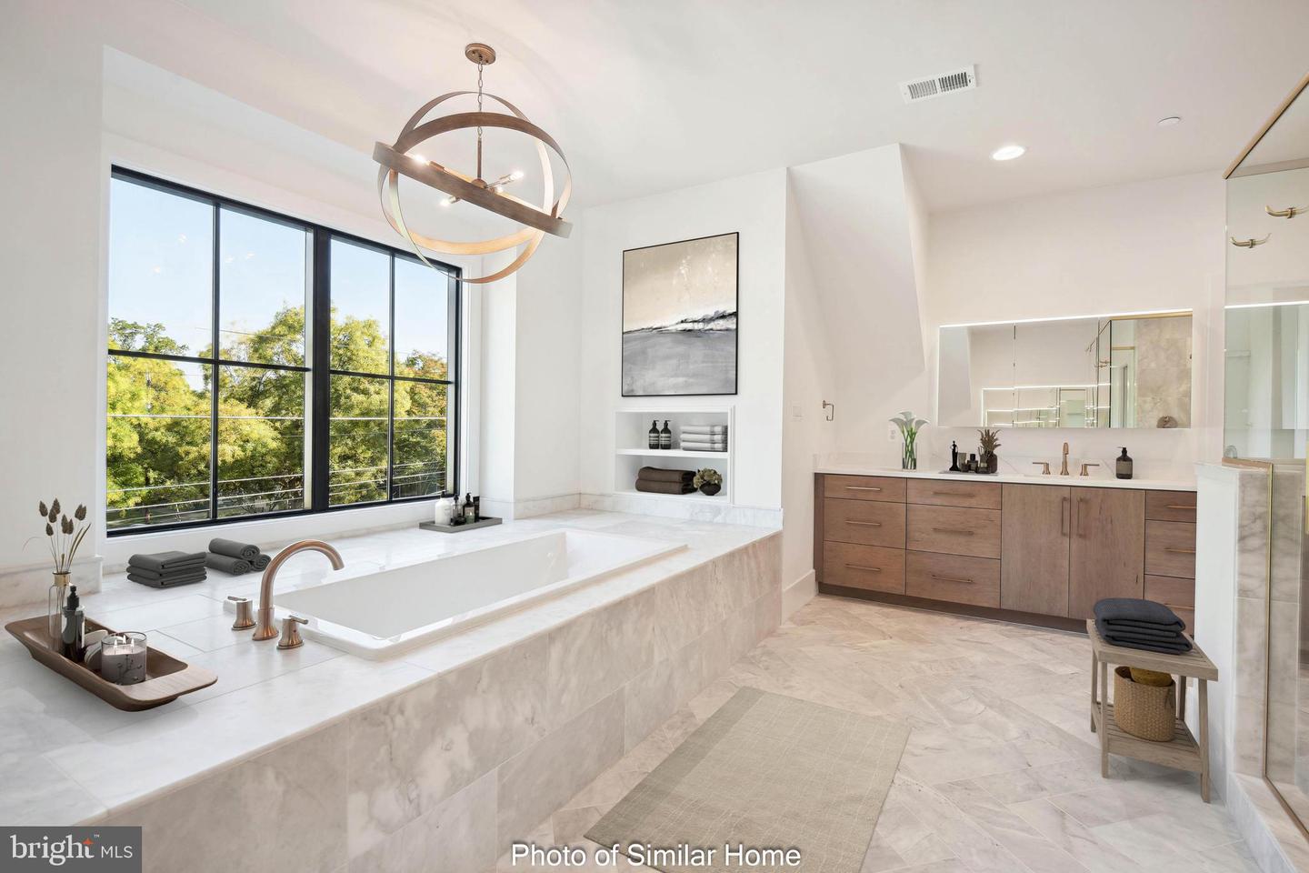 2005 N TAYLOR ST, ARLINGTON, Virginia 22207, 7 Bedrooms Bedrooms, ,7 BathroomsBathrooms,Residential,For sale,2005 N TAYLOR ST,VAAR2067510 MLS # VAAR2067510