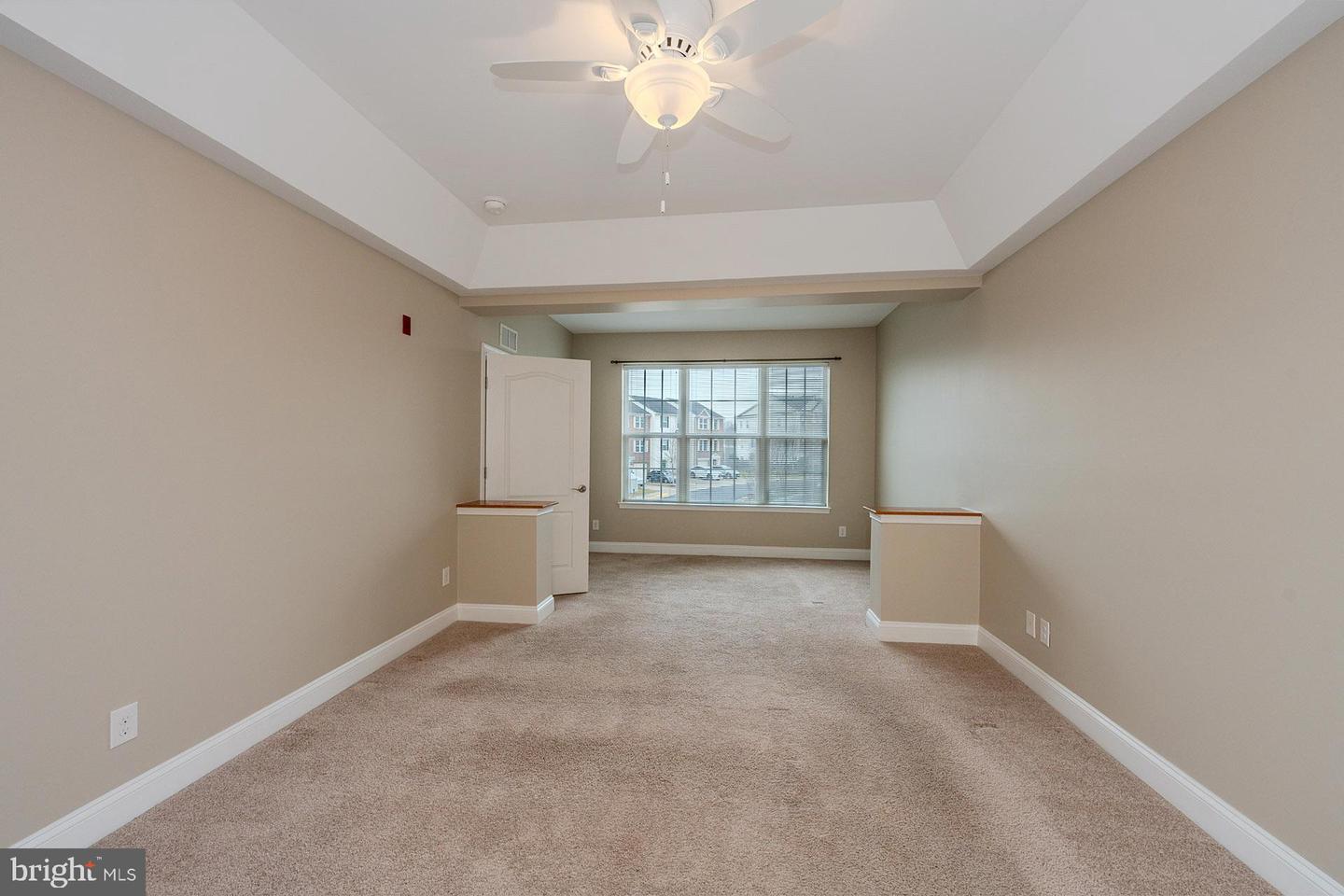 10275 FOUNTAIN CIR #201, MANASSAS, Virginia 20110, 2 Bedrooms Bedrooms, ,2 BathroomsBathrooms,Residential,For sale,10275 FOUNTAIN CIR #201,VAMN2009920 MLS # VAMN2009920