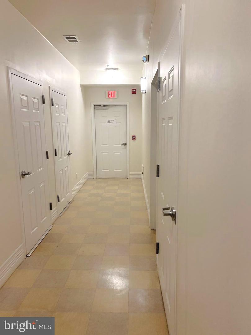 10275 FOUNTAIN CIR #201, MANASSAS, Virginia 20110, 2 Bedrooms Bedrooms, ,2 BathroomsBathrooms,Residential,For sale,10275 FOUNTAIN CIR #201,VAMN2009920 MLS # VAMN2009920