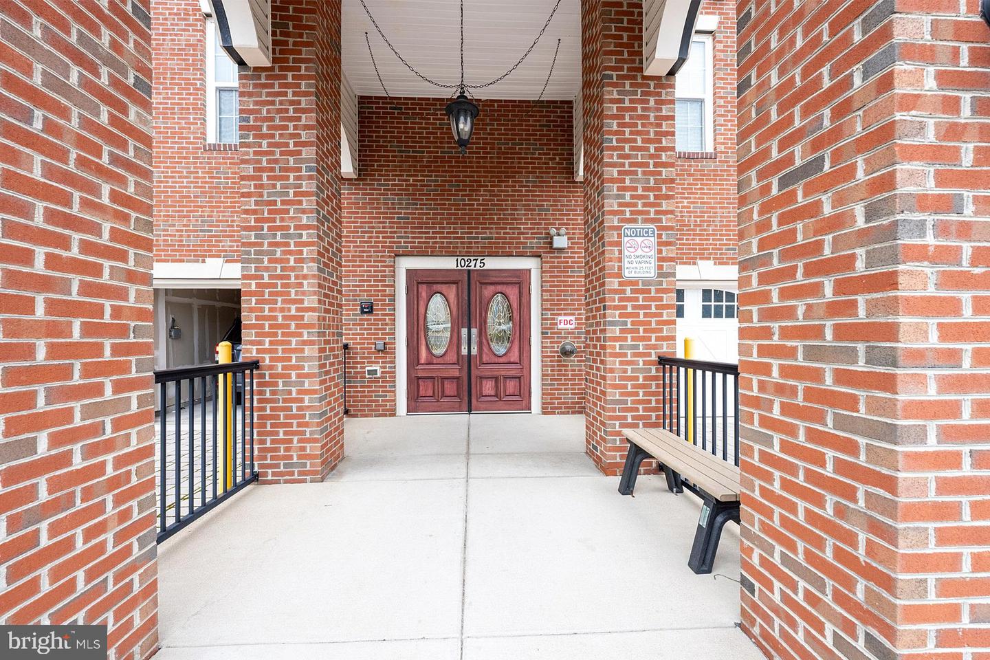 10275 FOUNTAIN CIR #201, MANASSAS, Virginia 20110, 2 Bedrooms Bedrooms, ,2 BathroomsBathrooms,Residential,For sale,10275 FOUNTAIN CIR #201,VAMN2009920 MLS # VAMN2009920