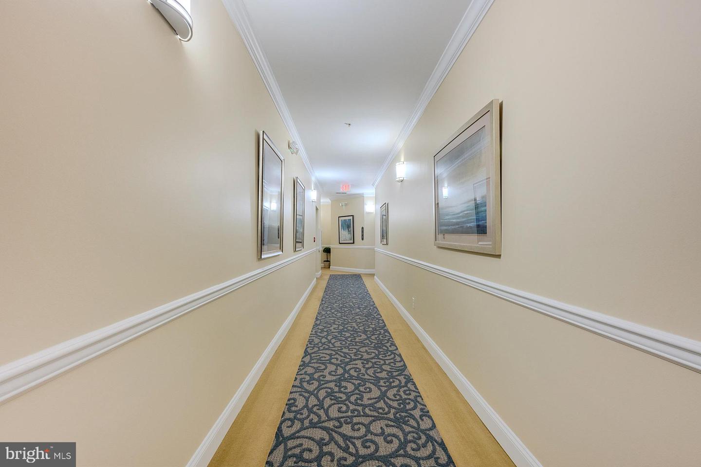 10275 FOUNTAIN CIR #201, MANASSAS, Virginia 20110, 2 Bedrooms Bedrooms, ,2 BathroomsBathrooms,Residential,For sale,10275 FOUNTAIN CIR #201,VAMN2009920 MLS # VAMN2009920