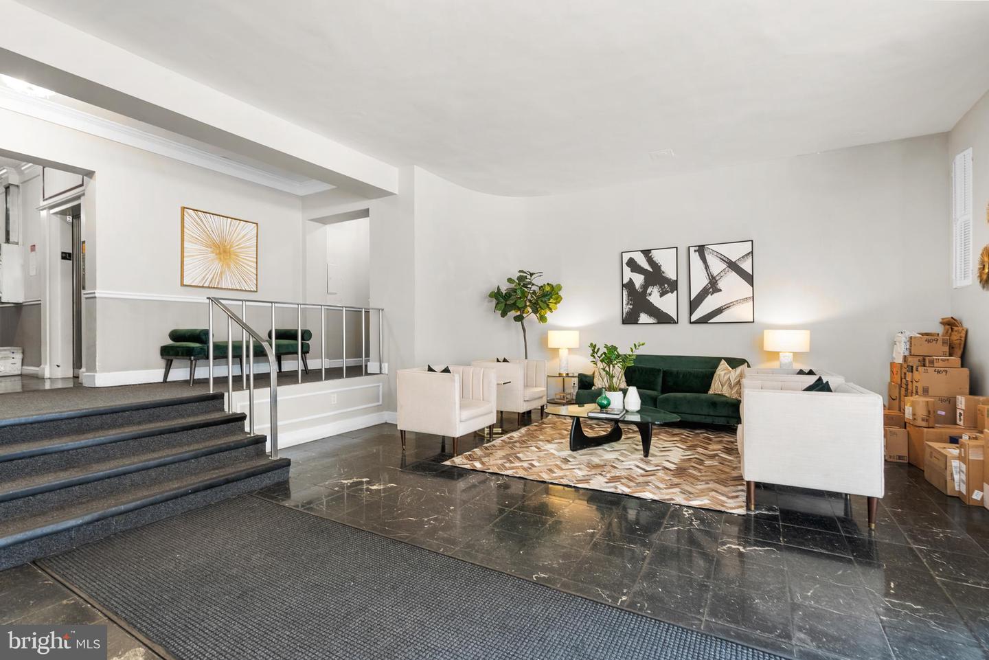 1727 MASSACHUSETTS AVE NW #502, WASHINGTON, District Of Columbia 20036, 1 Bedroom Bedrooms, 2 Rooms Rooms,1 BathroomBathrooms,Residential,For sale,1727 MASSACHUSETTS AVE NW #502,DCDC2240838 MLS # DCDC2240838