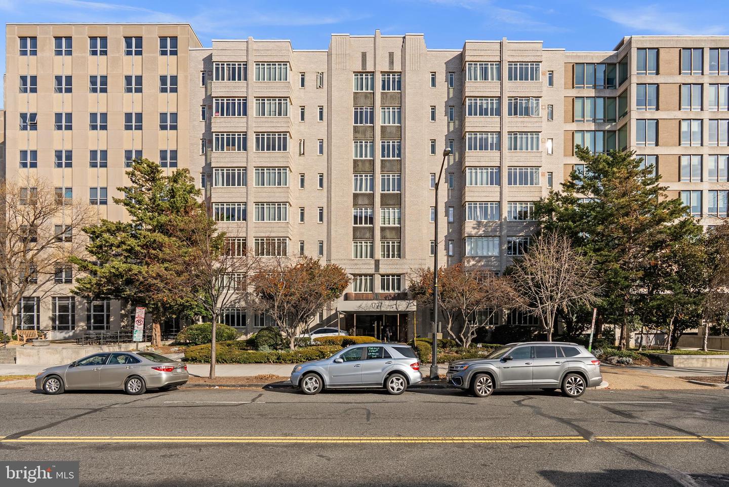 1727 MASSACHUSETTS AVE NW #502, WASHINGTON, District Of Columbia 20036, 1 Bedroom Bedrooms, 2 Rooms Rooms,1 BathroomBathrooms,Residential,For sale,1727 MASSACHUSETTS AVE NW #502,DCDC2240838 MLS # DCDC2240838