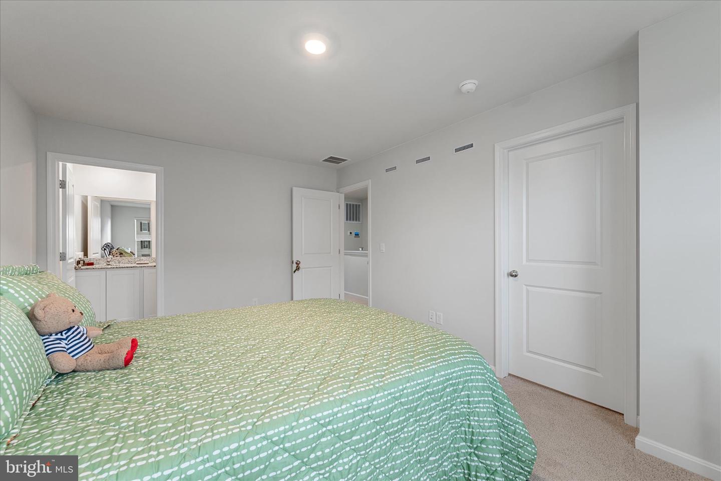 156 WILLETT HOLLOW ST, STEPHENS CITY, Virginia 22655, 3 Bedrooms Bedrooms, ,2 BathroomsBathrooms,Residential,For sale,156 WILLETT HOLLOW ST,VAFV2038854 MLS # VAFV2038854 156 WILLETT HOLLOW ST, STEPHENS CITY, Virginia 22655, 3 Bedrooms Bedrooms, ,2 BathroomsBathrooms,Residential,For sale,156 WILLETT HOLLOW ST,VAFV2038854 MLS # VAFV2038854