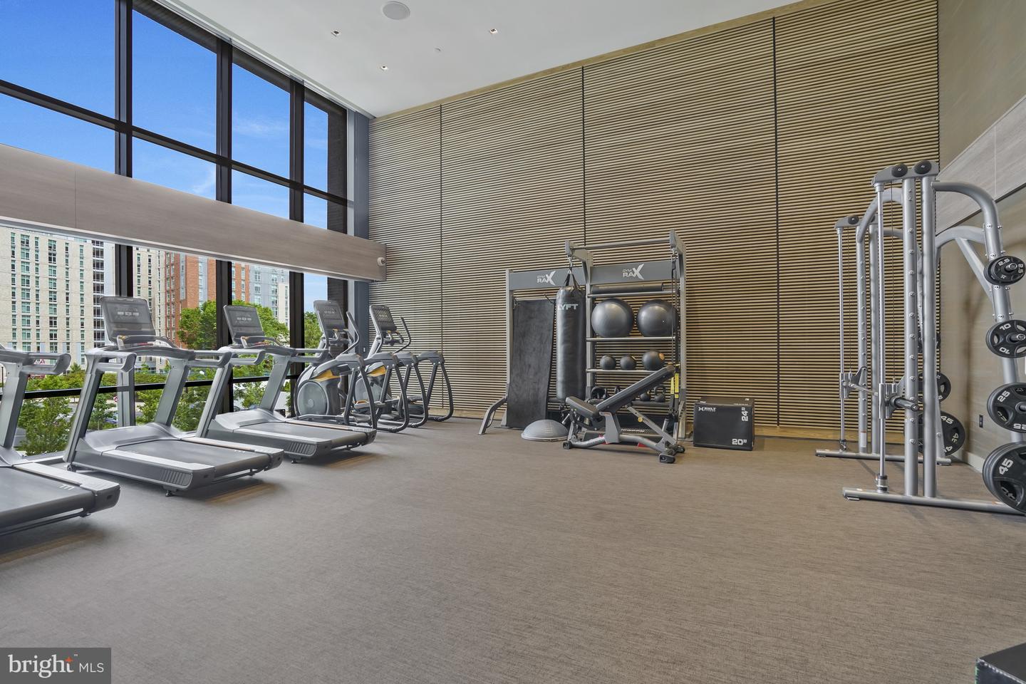 1781 N PIERCE ST #1404, ARLINGTON, Virginia 22209, 2 Bedrooms Bedrooms, 9 Rooms Rooms,2 BathroomsBathrooms,Residential,For sale,1781 N PIERCE ST #1404,VAAR2067664 MLS # VAAR2067664