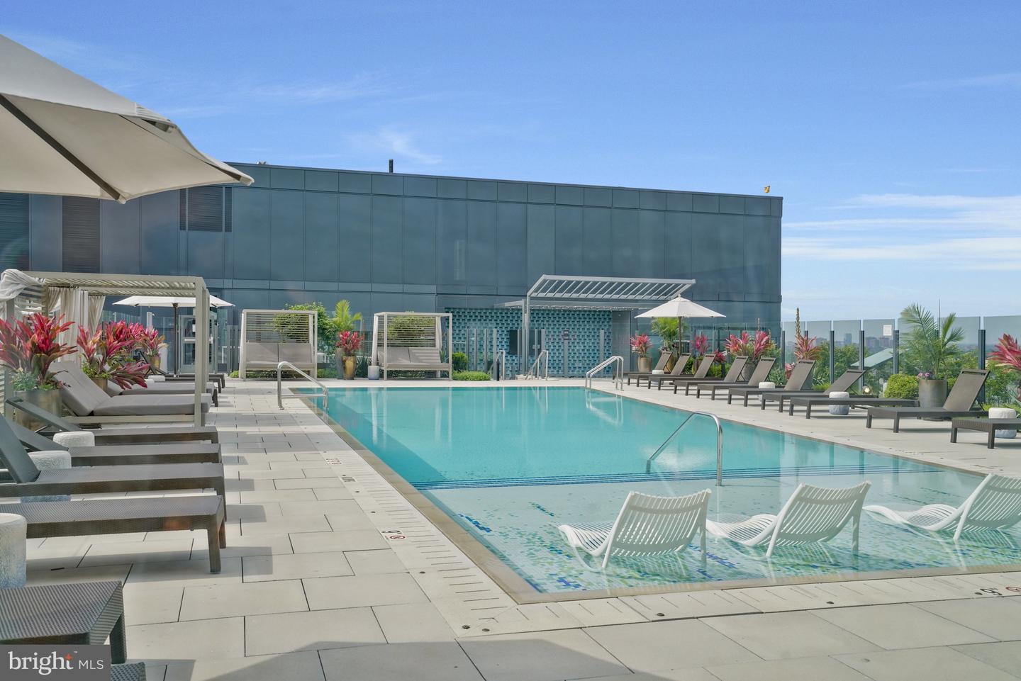 1781 N PIERCE ST #1404, ARLINGTON, Virginia 22209, 2 Bedrooms Bedrooms, 9 Rooms Rooms,2 BathroomsBathrooms,Residential,For sale,1781 N PIERCE ST #1404,VAAR2067664 MLS # VAAR2067664