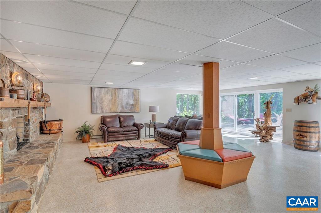 6904 JAMES MADISON HWY, FORK UNION, Virginia 23055, 6 Bedrooms Bedrooms, ,4 BathroomsBathrooms,Residential,For sale,6904 JAMES MADISON HWY,672401 MLS # 672401