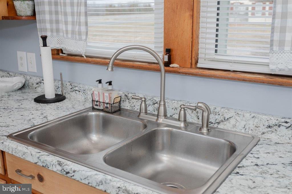 6699 S SOUTH EAST SIDE HWY, ELKTON, Virginia 22827, 4 Bedrooms Bedrooms, ,1 BathroomBathrooms,Residential,For sale,6699 S SOUTH EAST SIDE HWY,VARO2002802 MLS # VARO2002802