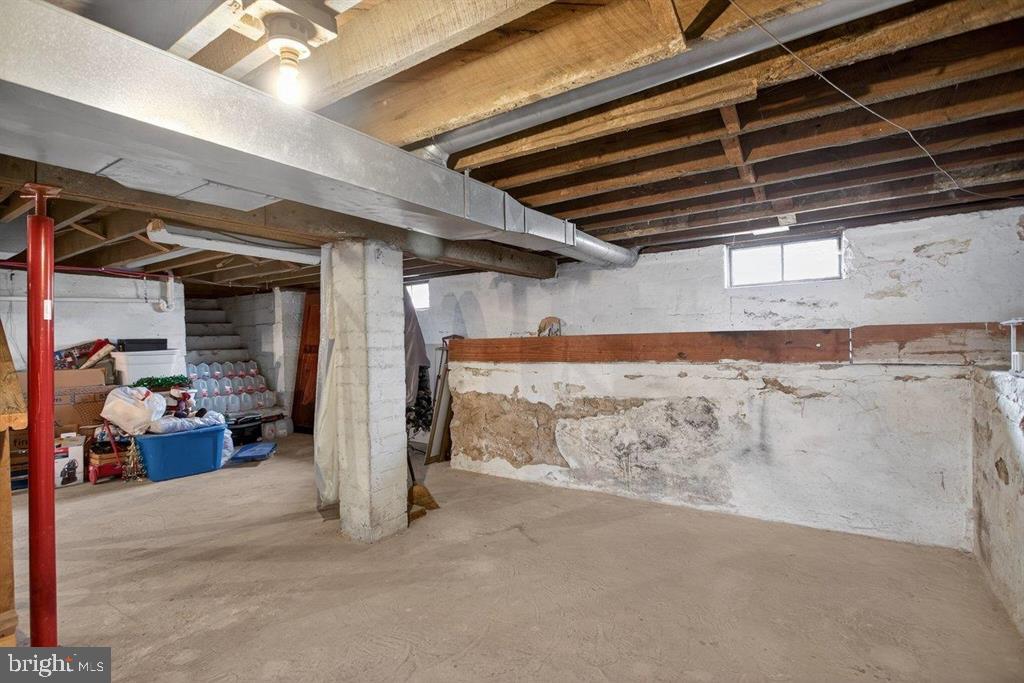 6699 S SOUTH EAST SIDE HWY, ELKTON, Virginia 22827, 4 Bedrooms Bedrooms, ,1 BathroomBathrooms,Residential,For sale,6699 S SOUTH EAST SIDE HWY,VARO2002802 MLS # VARO2002802