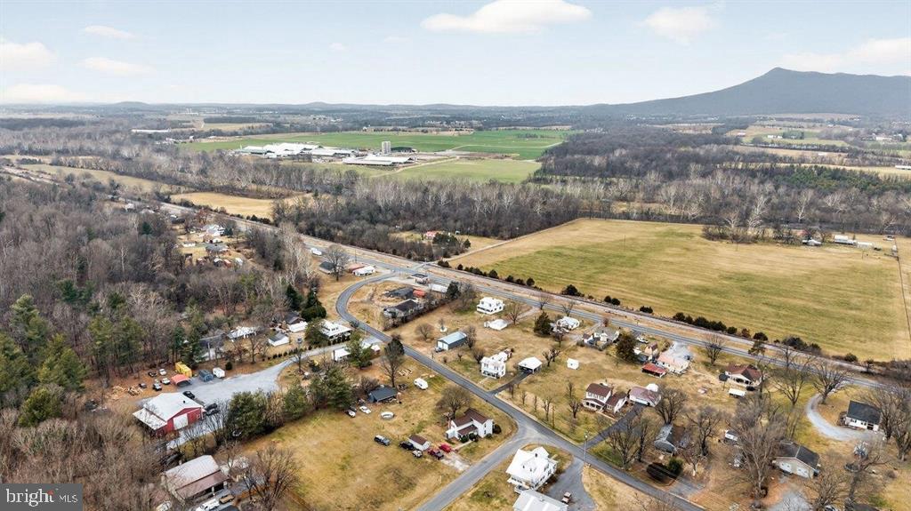 6699 S SOUTH EAST SIDE HWY, ELKTON, Virginia 22827, 4 Bedrooms Bedrooms, ,1 BathroomBathrooms,Residential,For sale,6699 S SOUTH EAST SIDE HWY,VARO2002802 MLS # VARO2002802