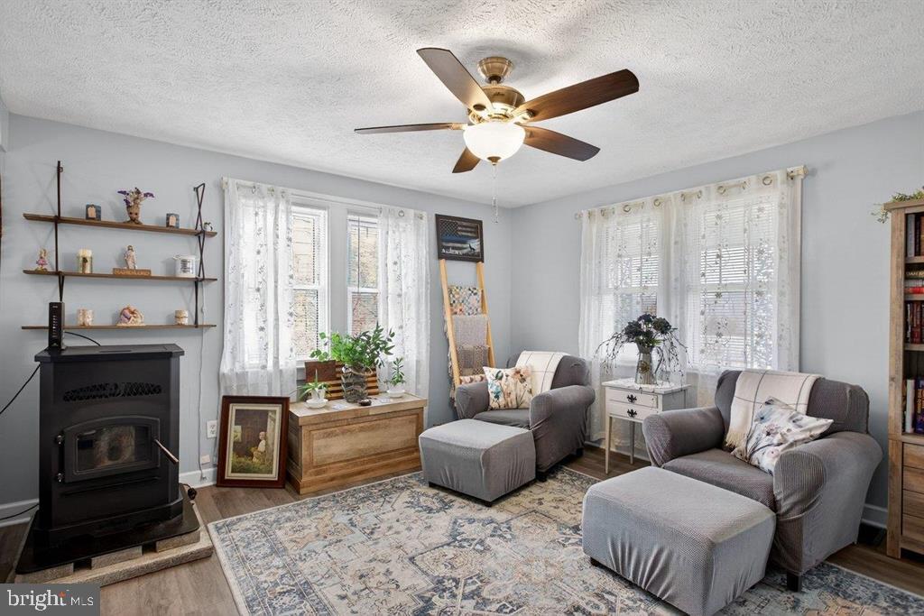 6699 S SOUTH EAST SIDE HWY, ELKTON, Virginia 22827, 4 Bedrooms Bedrooms, ,1 BathroomBathrooms,Residential,For sale,6699 S SOUTH EAST SIDE HWY,VARO2002802 MLS # VARO2002802