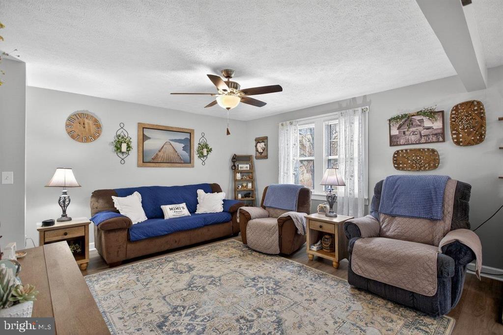 6699 S SOUTH EAST SIDE HWY, ELKTON, Virginia 22827, 4 Bedrooms Bedrooms, ,1 BathroomBathrooms,Residential,For sale,6699 S SOUTH EAST SIDE HWY,VARO2002802 MLS # VARO2002802