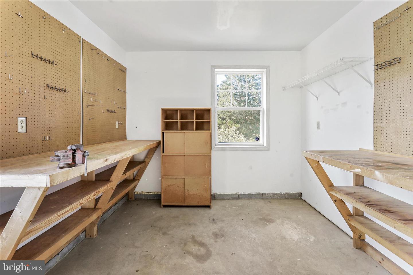 1050 ALMOND DR, LURAY, Virginia 22835, 5 Bedrooms Bedrooms, ,4 BathroomsBathrooms,Residential,For sale,1050 ALMOND DR,VAPA2005872 MLS # VAPA2005872