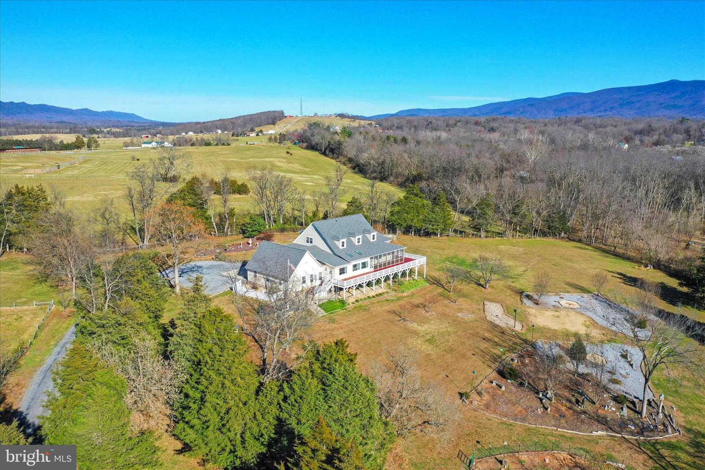 1050 ALMOND DR, LURAY, Virginia 22835, 5 Bedrooms Bedrooms, ,4 BathroomsBathrooms,Residential,For sale,1050 ALMOND DR,VAPA2005872 MLS # VAPA2005872