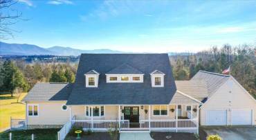 1050 ALMOND DR, LURAY, Virginia 22835, 5 Bedrooms Bedrooms, ,4 BathroomsBathrooms,Residential,For sale,1050 ALMOND DR,VAPA2005872 MLS # VAPA2005872