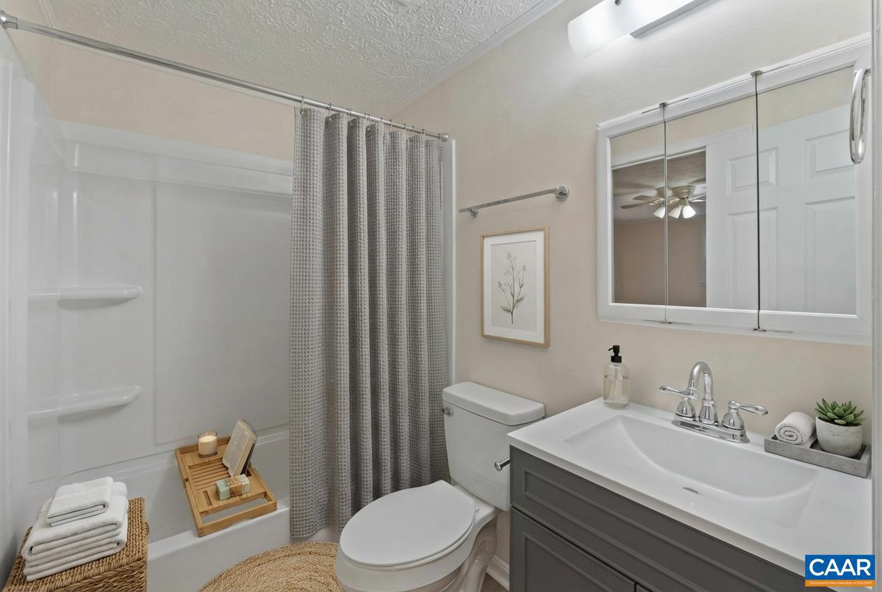 15 SMOKEWOOD DR, PALMYRA, Virginia 22963, 3 Bedrooms Bedrooms, ,2 BathroomsBathrooms,Residential,For sale,15 SMOKEWOOD DR,672411 MLS # 672411