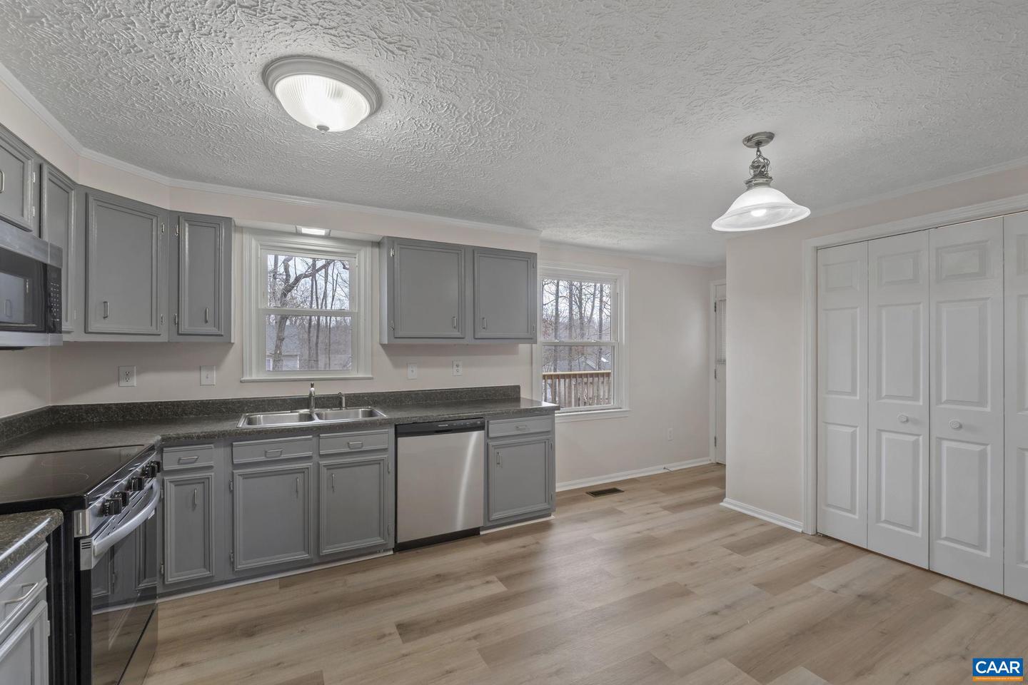 15 SMOKEWOOD DR, PALMYRA, Virginia 22963, 3 Bedrooms Bedrooms, ,2 BathroomsBathrooms,Residential,For sale,15 SMOKEWOOD DR,672411 MLS # 672411