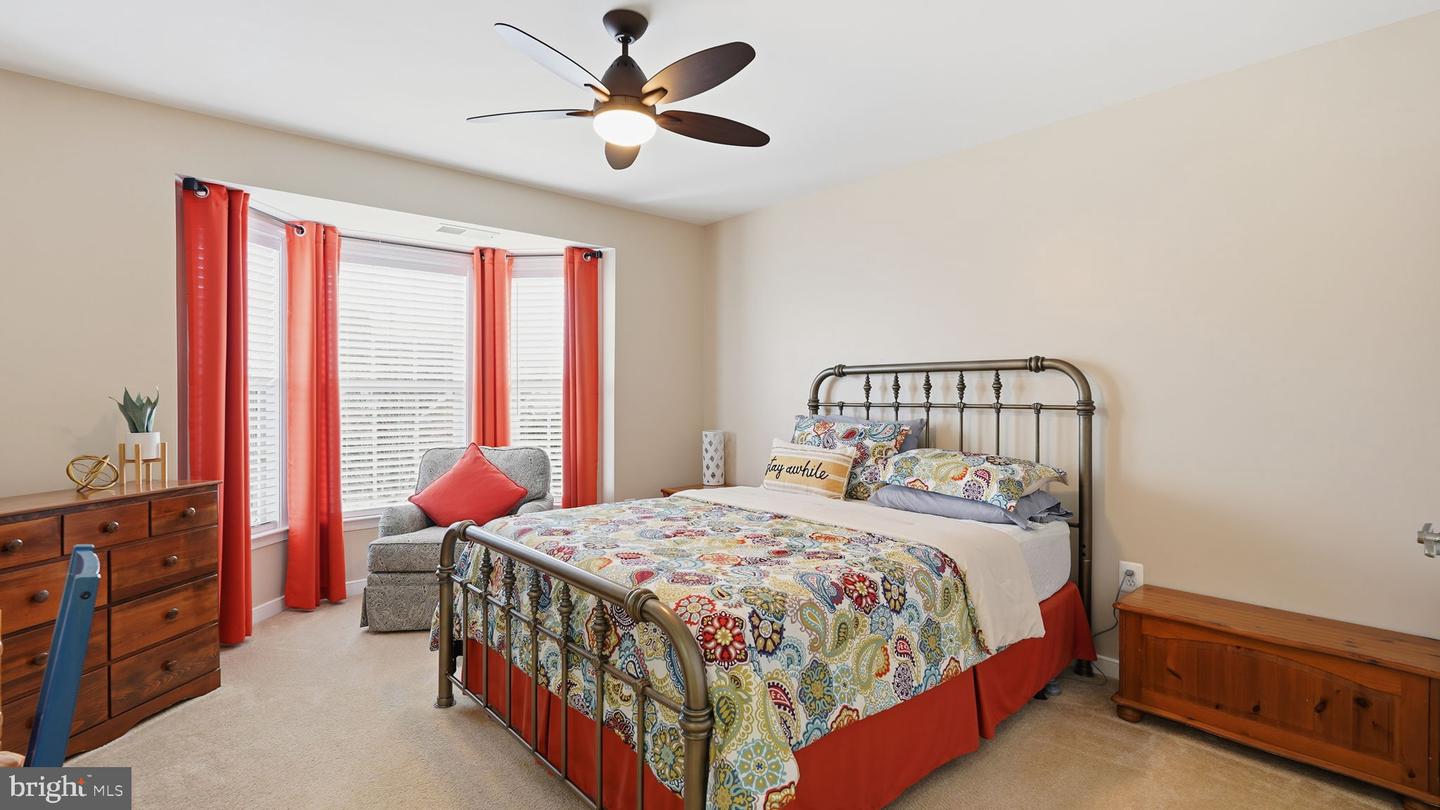 42 PALISADES DR, STAFFORD, Virginia 22554, 4 Bedrooms Bedrooms, 4 Rooms Rooms,4 BathroomsBathrooms,Residential,For sale,42 PALISADES DR,VAST2045216 MLS # VAST2045216