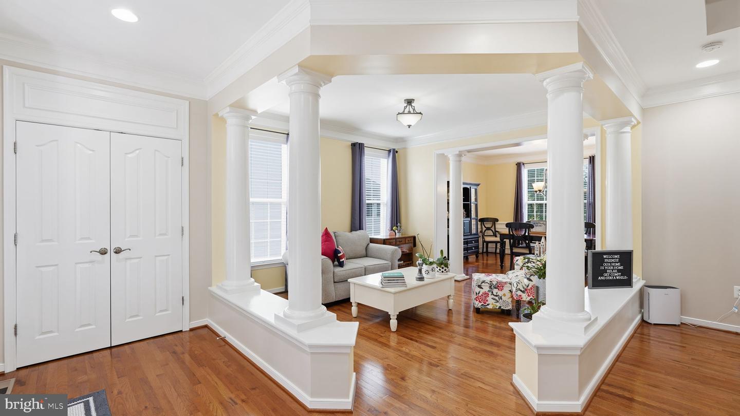 42 PALISADES DR, STAFFORD, Virginia 22554, 4 Bedrooms Bedrooms, 4 Rooms Rooms,4 BathroomsBathrooms,Residential,For sale,42 PALISADES DR,VAST2045216 MLS # VAST2045216