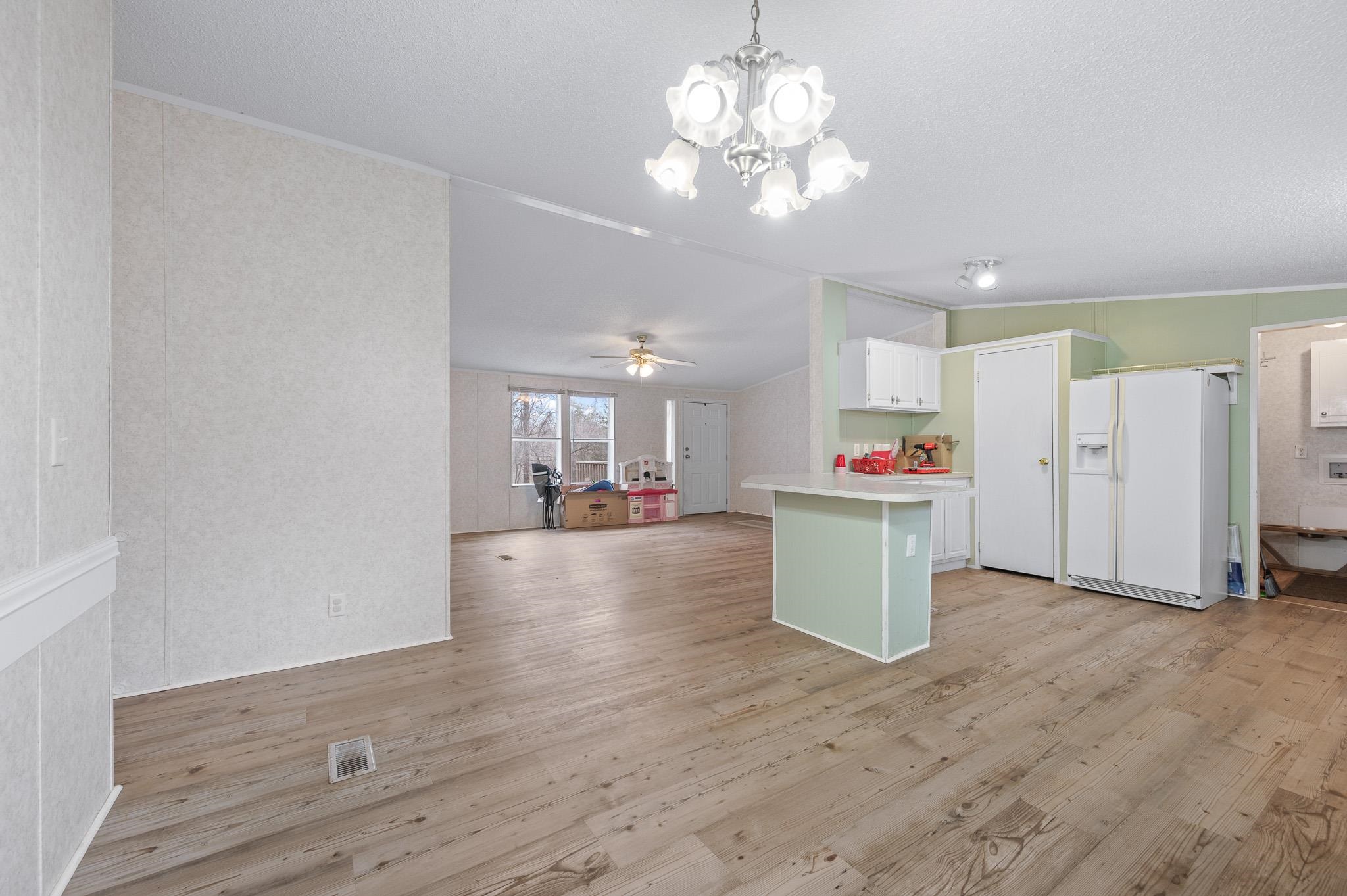 140 GARFORD RD, MADISON HEIGHTS, Virginia 24572, 4 Bedrooms Bedrooms, ,2 BathroomsBathrooms,Residential,140 Garford Rd, Madison Heights, VA 24572,140 GARFORD RD,668354 MLS # 668354