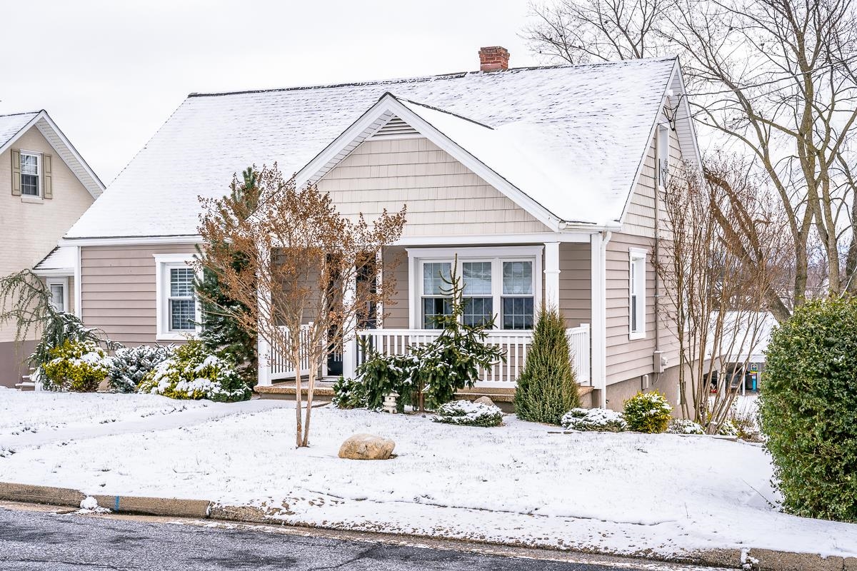 450 HARTMAN DR, HARRISONBURG, Virginia 22802, 3 Bedrooms Bedrooms, ,1 BathroomBathrooms,Residential,450 HARTMAN DR,671748 MLS # 671748