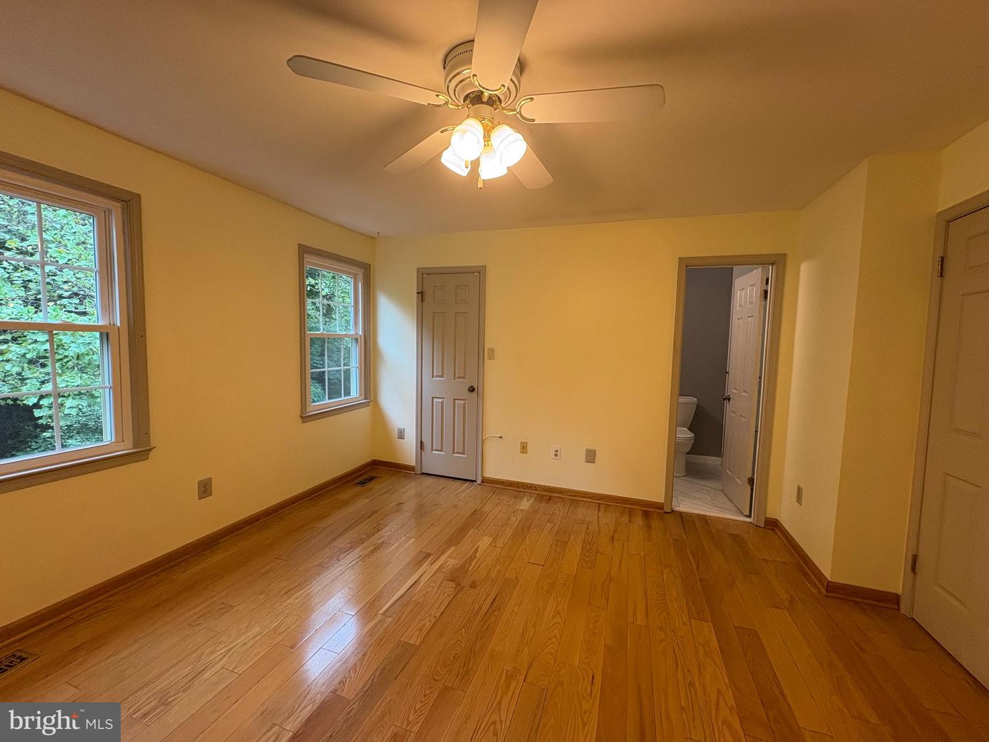 5930 LANGTON DR, FRANCONIA, Virginia 22310, 4 Bedrooms Bedrooms, ,3 BathroomsBathrooms,Residential,For sale,5930 LANGTON DR,VAFX2246138 MLS # VAFX2246138