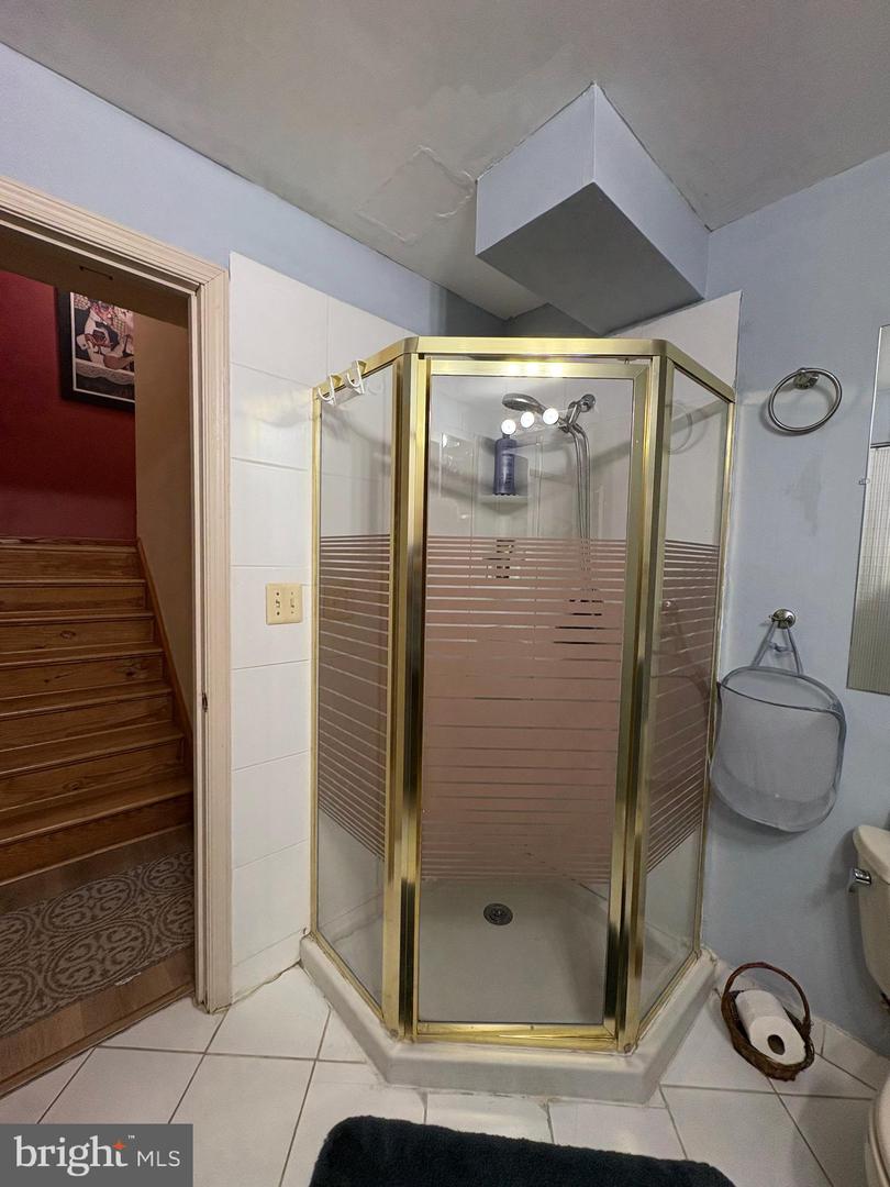 5930 LANGTON DR, FRANCONIA, Virginia 22310, 4 Bedrooms Bedrooms, ,3 BathroomsBathrooms,Residential,For sale,5930 LANGTON DR,VAFX2246138 MLS # VAFX2246138