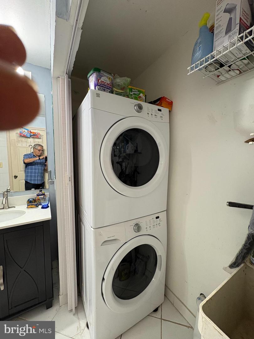 5930 LANGTON DR, FRANCONIA, Virginia 22310, 4 Bedrooms Bedrooms, ,3 BathroomsBathrooms,Residential,For sale,5930 LANGTON DR,VAFX2246138 MLS # VAFX2246138