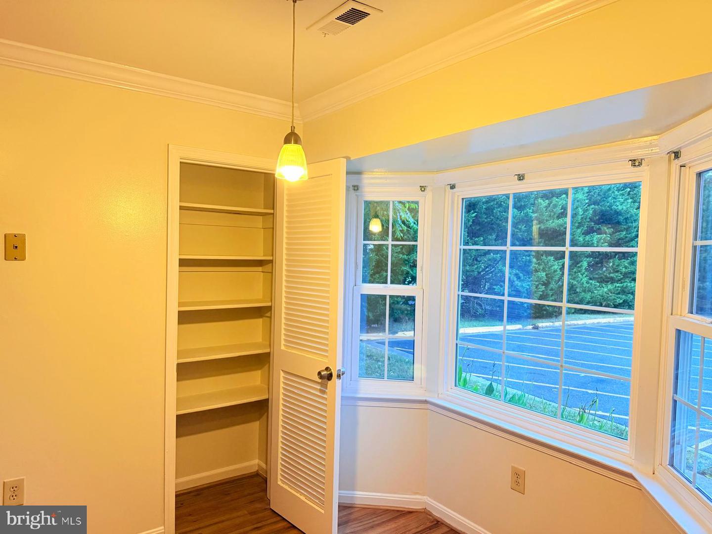 3523 LEGERE CT, WOODBRIDGE, Virginia 22193, 3 Bedrooms Bedrooms, ,2 BathroomsBathrooms,Residential,For sale,3523 LEGERE CT,VAPW2101684 MLS # VAPW2101684