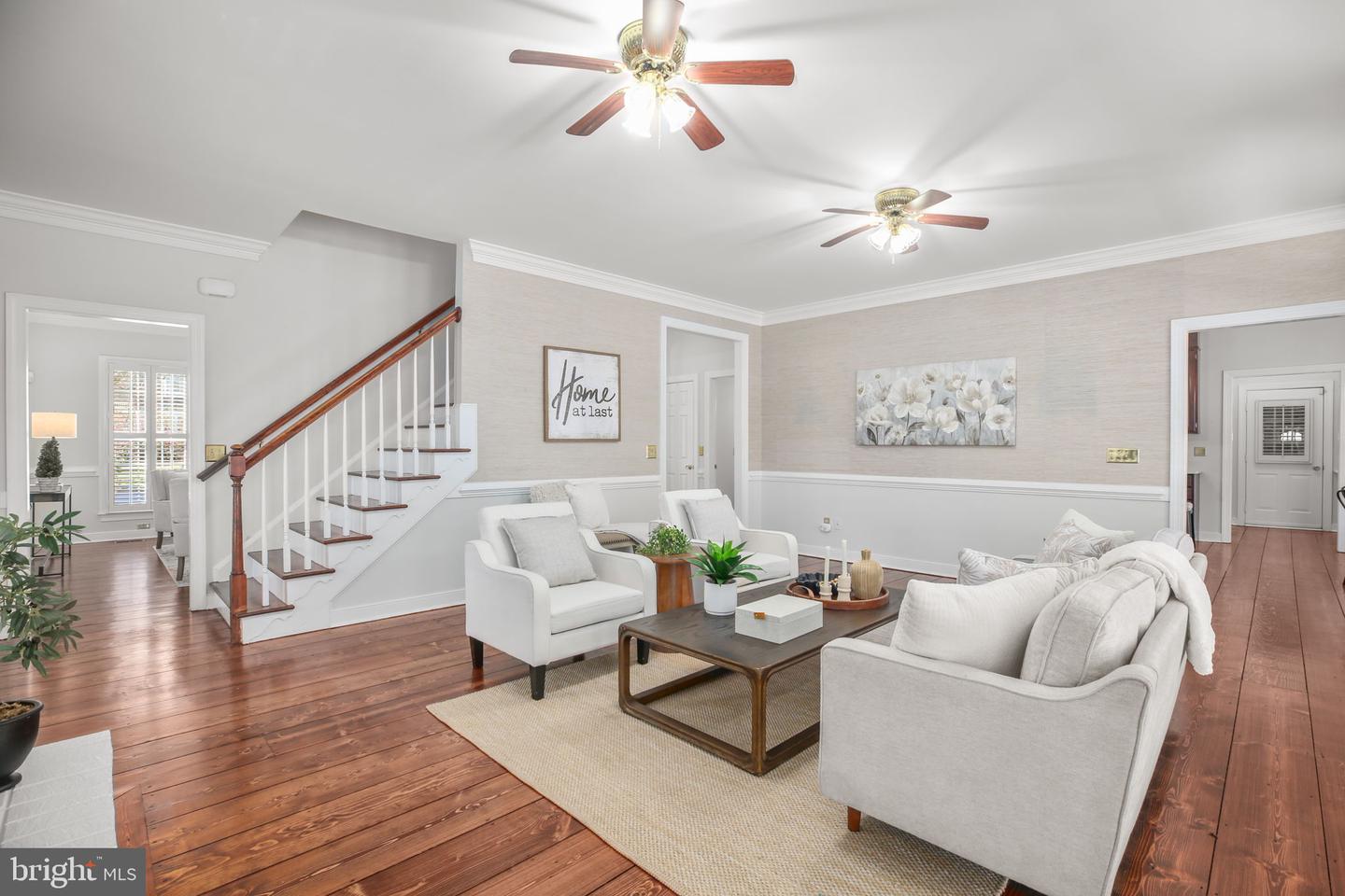 200 KENT AVE, FREDERICKSBURG, Virginia 22405, 4 Bedrooms Bedrooms, ,3 BathroomsBathrooms,Residential,For sale,200 KENT AVE,VAST2043740 MLS # VAST2043740