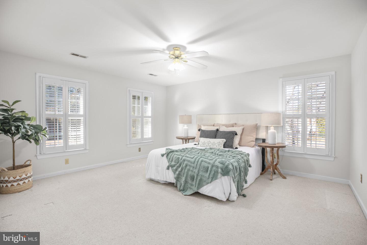 200 KENT AVE, FREDERICKSBURG, Virginia 22405, 4 Bedrooms Bedrooms, ,3 BathroomsBathrooms,Residential,For sale,200 KENT AVE,VAST2043740 MLS # VAST2043740