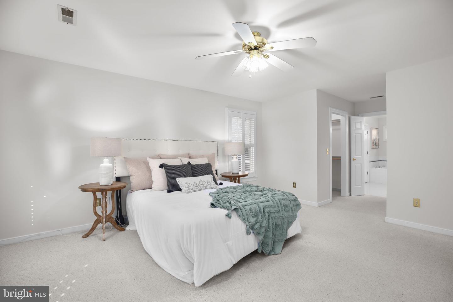 200 KENT AVE, FREDERICKSBURG, Virginia 22405, 4 Bedrooms Bedrooms, ,3 BathroomsBathrooms,Residential,For sale,200 KENT AVE,VAST2043740 MLS # VAST2043740