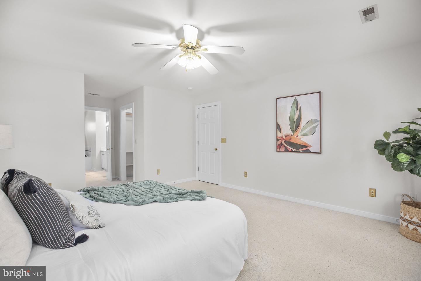 200 KENT AVE, FREDERICKSBURG, Virginia 22405, 4 Bedrooms Bedrooms, ,3 BathroomsBathrooms,Residential,For sale,200 KENT AVE,VAST2043740 MLS # VAST2043740