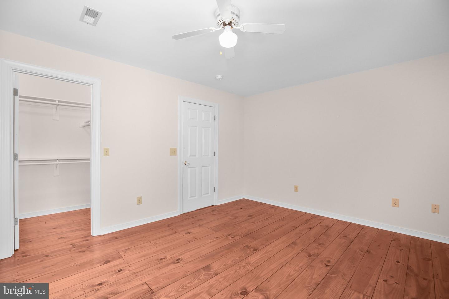 200 KENT AVE, FREDERICKSBURG, Virginia 22405, 4 Bedrooms Bedrooms, ,3 BathroomsBathrooms,Residential,For sale,200 KENT AVE,VAST2043740 MLS # VAST2043740