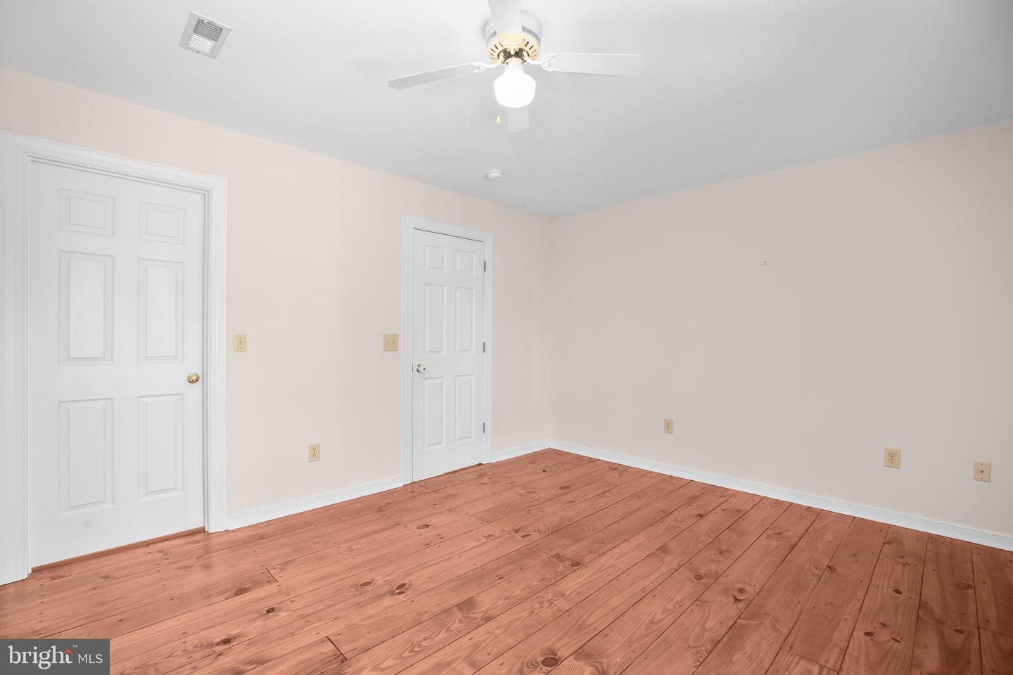 200 KENT AVE, FREDERICKSBURG, Virginia 22405, 4 Bedrooms Bedrooms, ,3 BathroomsBathrooms,Residential,For sale,200 KENT AVE,VAST2043740 MLS # VAST2043740