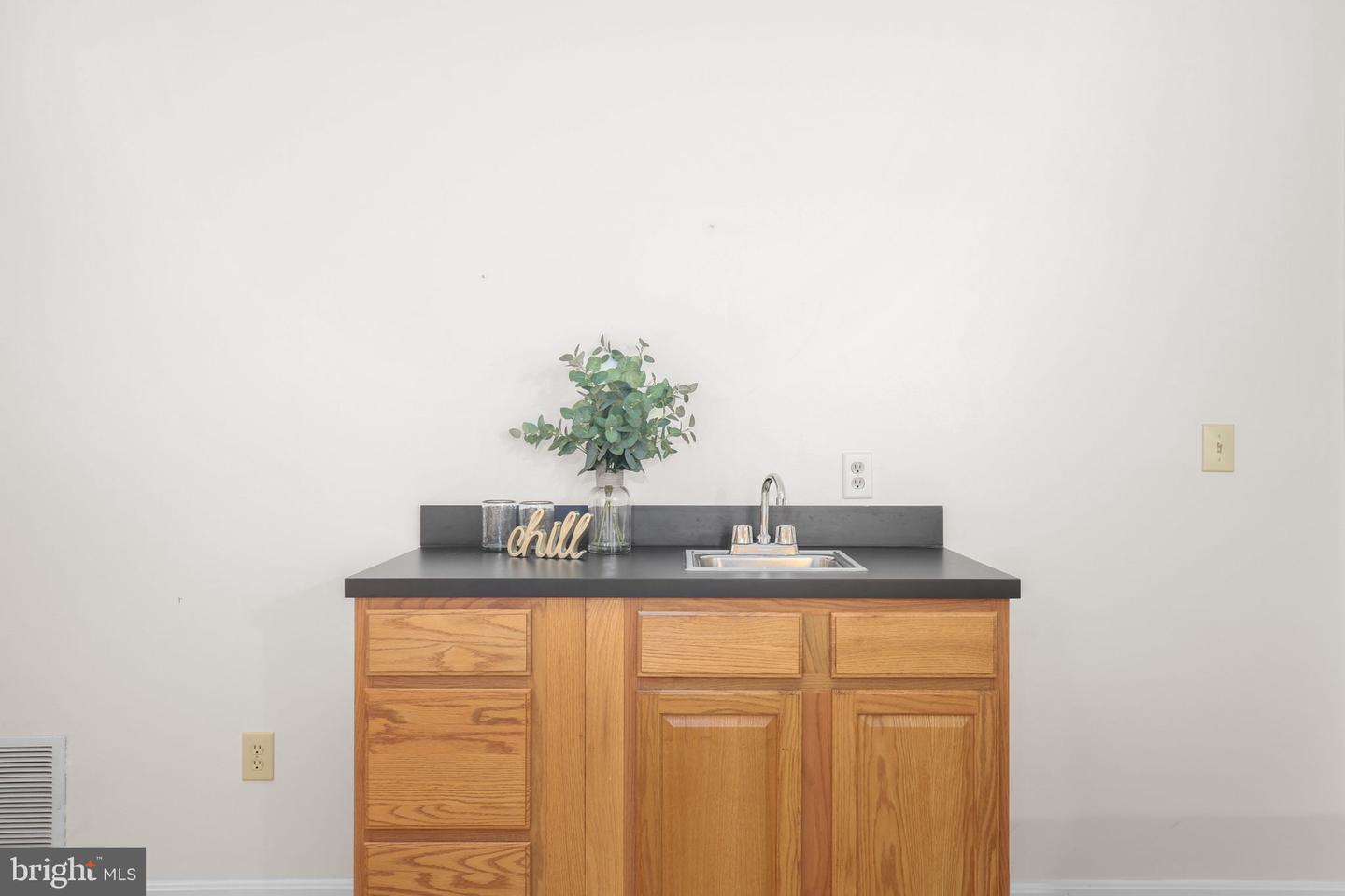 200 KENT AVE, FREDERICKSBURG, Virginia 22405, 4 Bedrooms Bedrooms, ,3 BathroomsBathrooms,Residential,For sale,200 KENT AVE,VAST2043740 MLS # VAST2043740