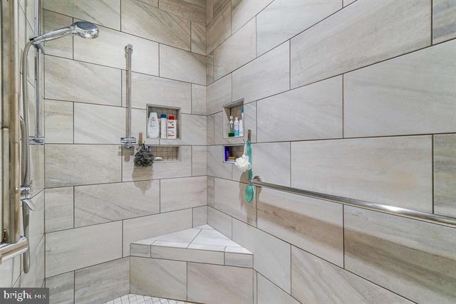 124 STEEPLECHASE DR, PENN LAIRD, Virginia 22846, 5 Bedrooms Bedrooms, ,2 BathroomsBathrooms,Residential,For sale,124 STEEPLECHASE DR,VARO2002726 MLS # VARO2002726