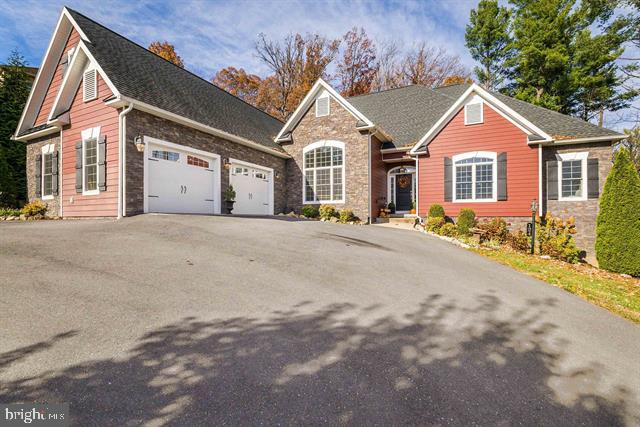 124 STEEPLECHASE DR, PENN LAIRD, Virginia 22846, 5 Bedrooms Bedrooms, ,2 BathroomsBathrooms,Residential,For sale,124 STEEPLECHASE DR,VARO2002726 MLS # VARO2002726