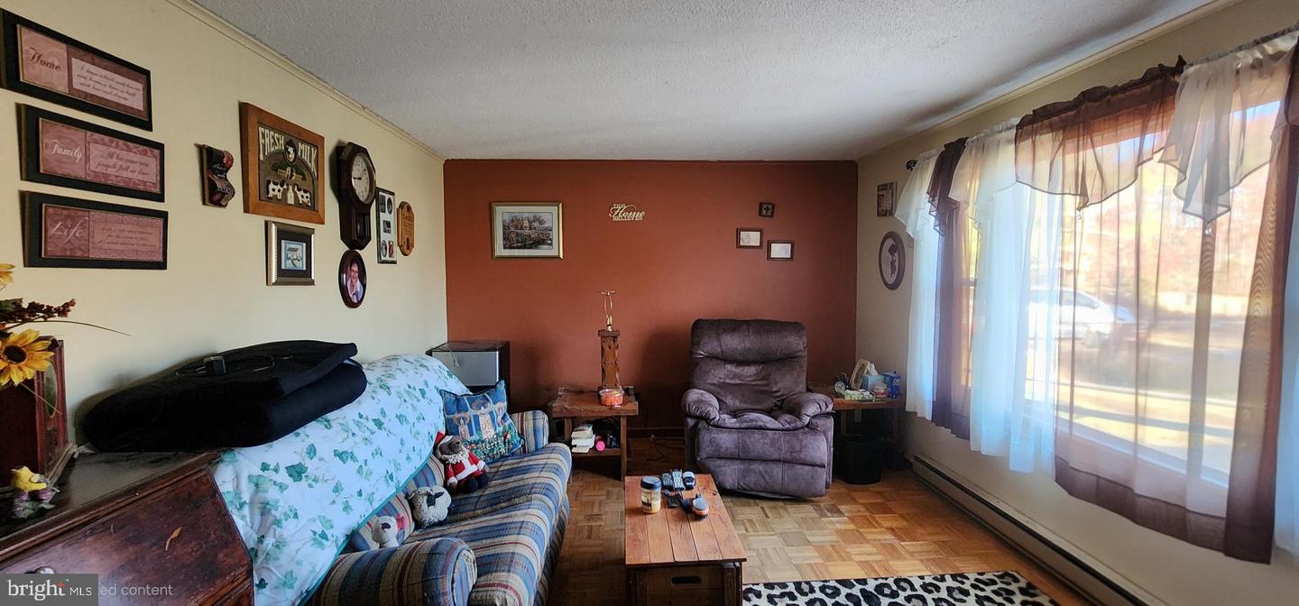 2430 JEFFERSON HWY, LOUISA, Virginia 23093, 3 Bedrooms Bedrooms, ,1 BathroomBathrooms,Residential,For sale,2430 JEFFERSON HWY,VALA2008910 MLS # VALA2008910