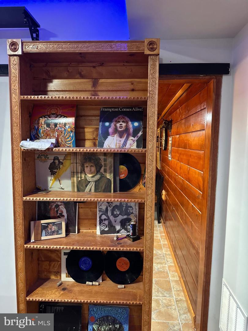 116 ALDIE BURN CT, STEPHENS CITY, Virginia 22655, 4 Bedrooms Bedrooms, ,3 BathroomsBathrooms,Residential,For sale,116 ALDIE BURN CT,VAFV2038254 MLS # VAFV2038254