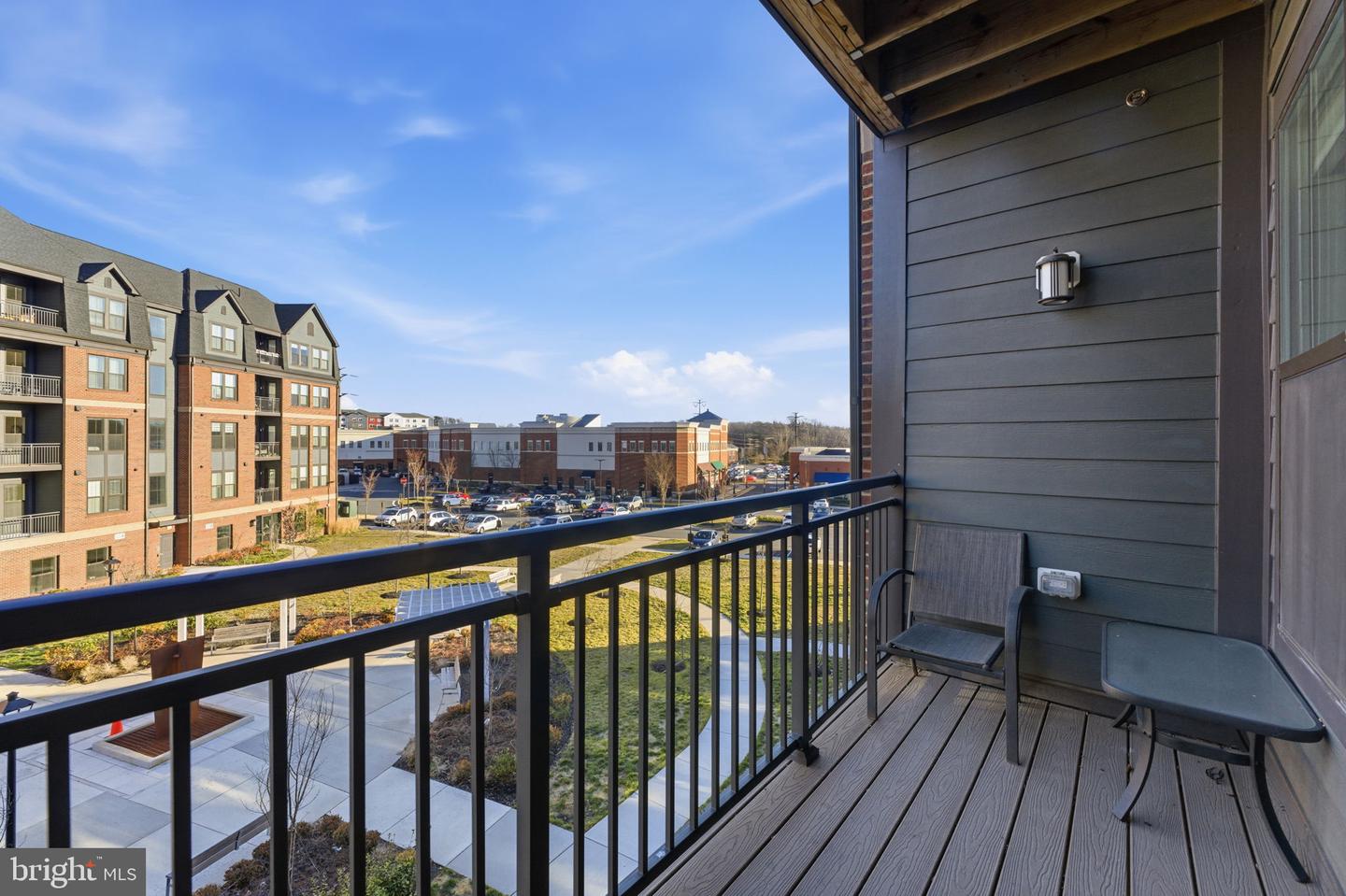 3925 FAIR RIDGE DR #304, FAIRFAX, Virginia 22033, 2 Bedrooms Bedrooms, ,2 BathroomsBathrooms,Residential,For sale,3925 FAIR RIDGE DR #304,VAFX2284760 MLS # VAFX2284760