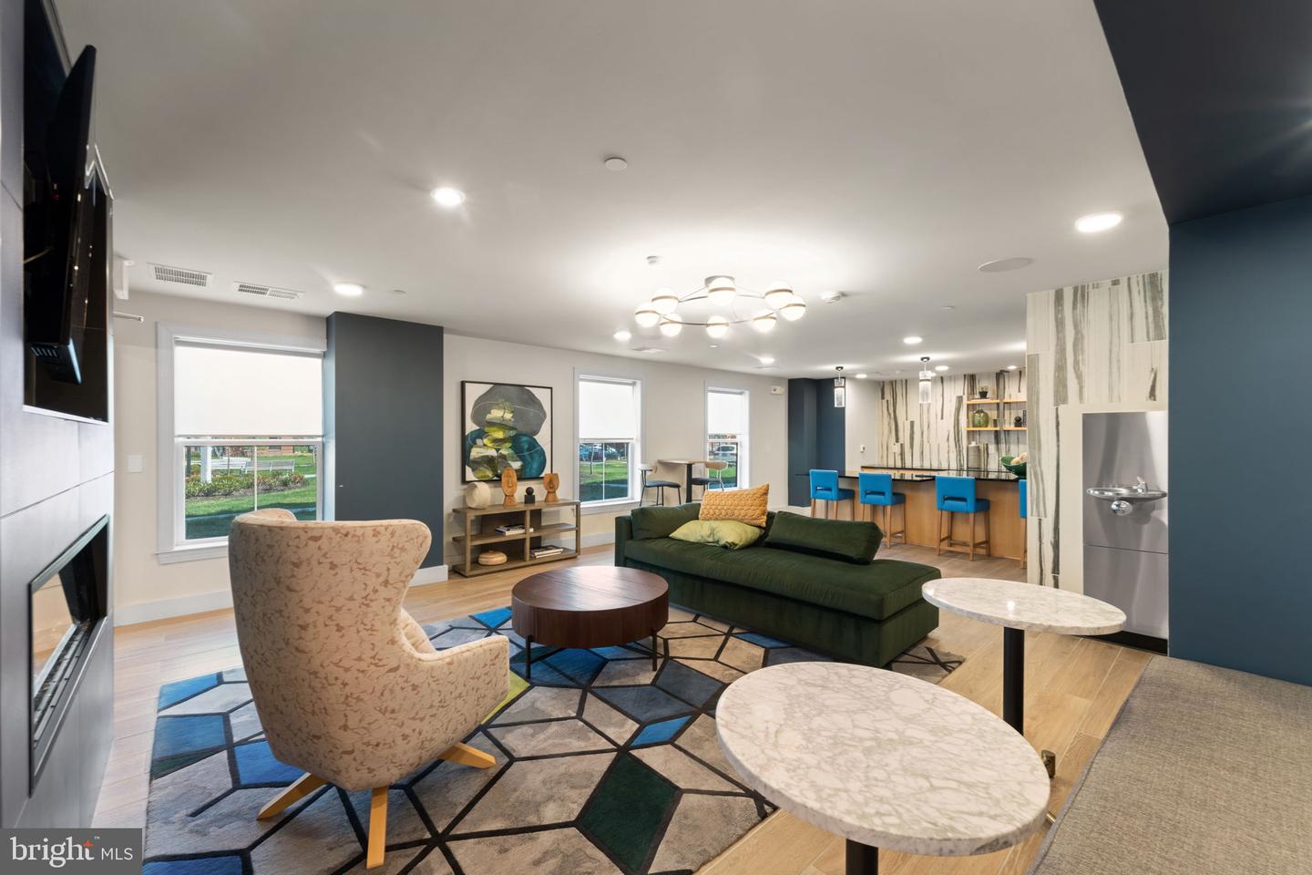 3925 FAIR RIDGE DR #304, FAIRFAX, Virginia 22033, 2 Bedrooms Bedrooms, ,2 BathroomsBathrooms,Residential,For sale,3925 FAIR RIDGE DR #304,VAFX2284760 MLS # VAFX2284760