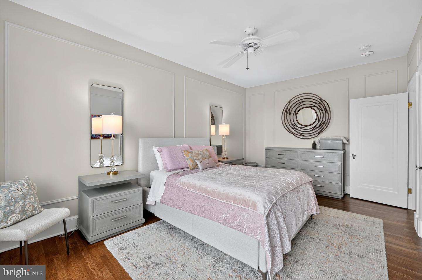 1661 CRESCENT PL NW, WASHINGTON, District Of Columbia 20009, 2 Bedrooms Bedrooms, 3 Rooms Rooms,1 BathroomBathrooms,Residential,For sale,1661 CRESCENT PL NW,DCDC2240510 MLS # DCDC2240510