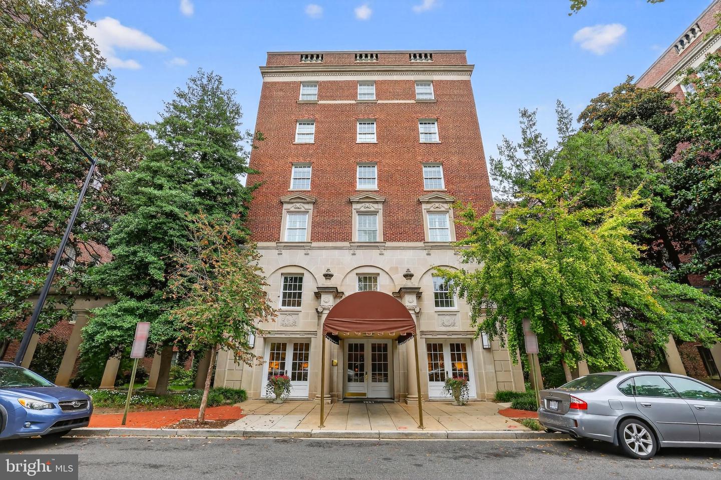 1661 CRESCENT PL NW, WASHINGTON, District Of Columbia 20009, 2 Bedrooms Bedrooms, 3 Rooms Rooms,1 BathroomBathrooms,Residential,For sale,1661 CRESCENT PL NW,DCDC2240510 MLS # DCDC2240510