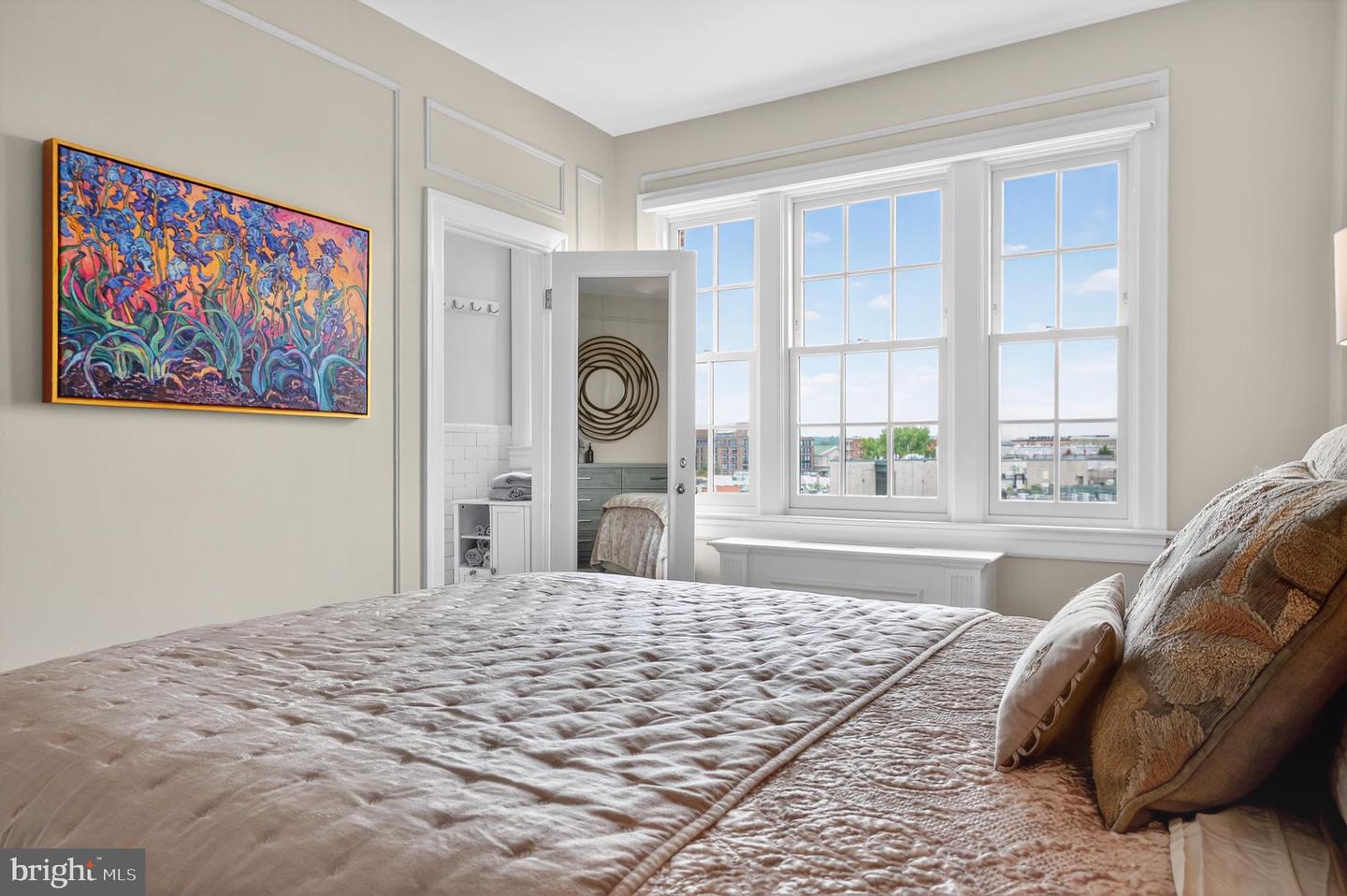 1661 CRESCENT PL NW, WASHINGTON, District Of Columbia 20009, 2 Bedrooms Bedrooms, 3 Rooms Rooms,1 BathroomBathrooms,Residential,For sale,1661 CRESCENT PL NW,DCDC2240510 MLS # DCDC2240510