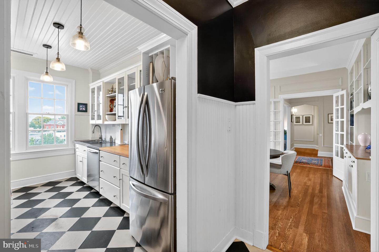 1661 CRESCENT PL NW, WASHINGTON, District Of Columbia 20009, 2 Bedrooms Bedrooms, 3 Rooms Rooms,1 BathroomBathrooms,Residential,For sale,1661 CRESCENT PL NW,DCDC2240510 MLS # DCDC2240510