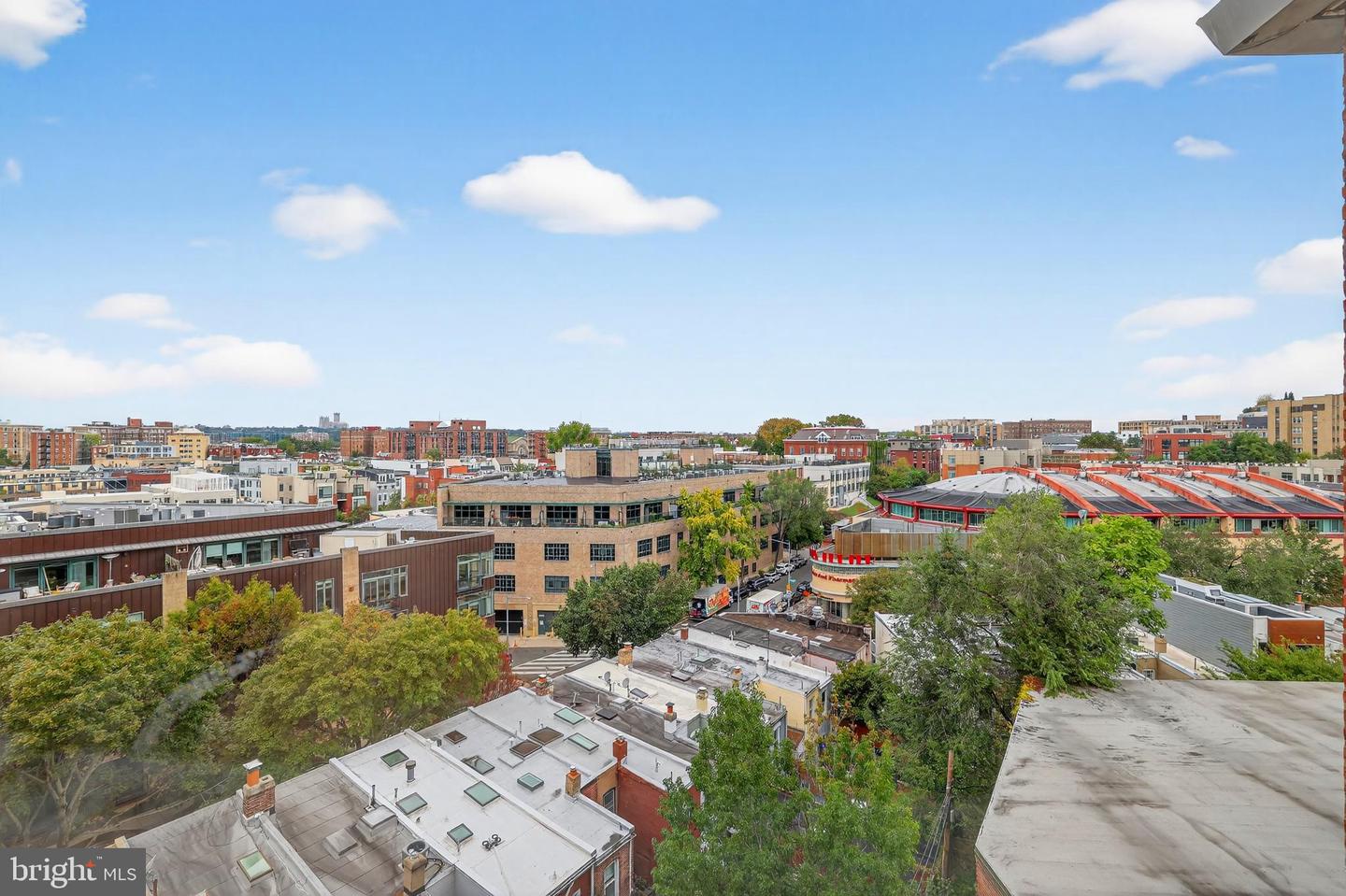 1661 CRESCENT PL NW, WASHINGTON, District Of Columbia 20009, 2 Bedrooms Bedrooms, 3 Rooms Rooms,1 BathroomBathrooms,Residential,For sale,1661 CRESCENT PL NW,DCDC2240510 MLS # DCDC2240510