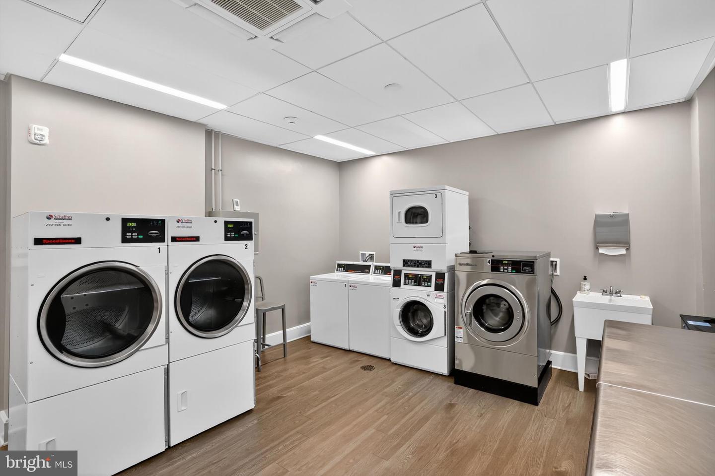 1661 CRESCENT PL NW, WASHINGTON, District Of Columbia 20009, 2 Bedrooms Bedrooms, 3 Rooms Rooms,1 BathroomBathrooms,Residential,For sale,1661 CRESCENT PL NW,DCDC2240510 MLS # DCDC2240510