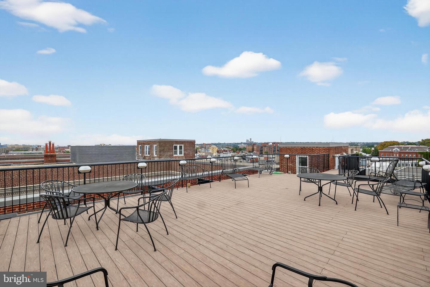 1661 CRESCENT PL NW, WASHINGTON, District Of Columbia 20009, 2 Bedrooms Bedrooms, 3 Rooms Rooms,1 BathroomBathrooms,Residential,For sale,1661 CRESCENT PL NW,DCDC2240510 MLS # DCDC2240510