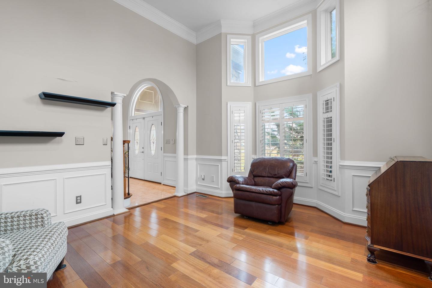 16503 LONEOAK PL, HAMILTON, Virginia 20158, 6 Bedrooms Bedrooms, 1 Room Rooms,4 BathroomsBathrooms,Residential,For sale,16503 LONEOAK PL,VALO2113620 MLS # VALO2113620